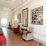 Borgo Di شقة *