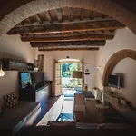 Borgo Di شقة *