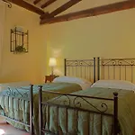 Borgo Di شقة *