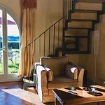 Borgo Di شقة