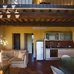 Borgo Di شقة